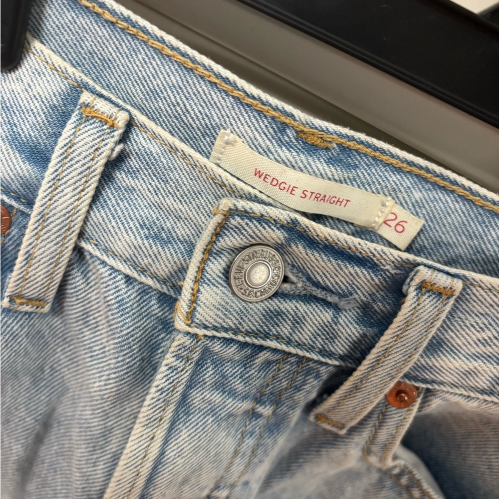 Levi's Women's Wedgie Straight Jeans - Light Blue